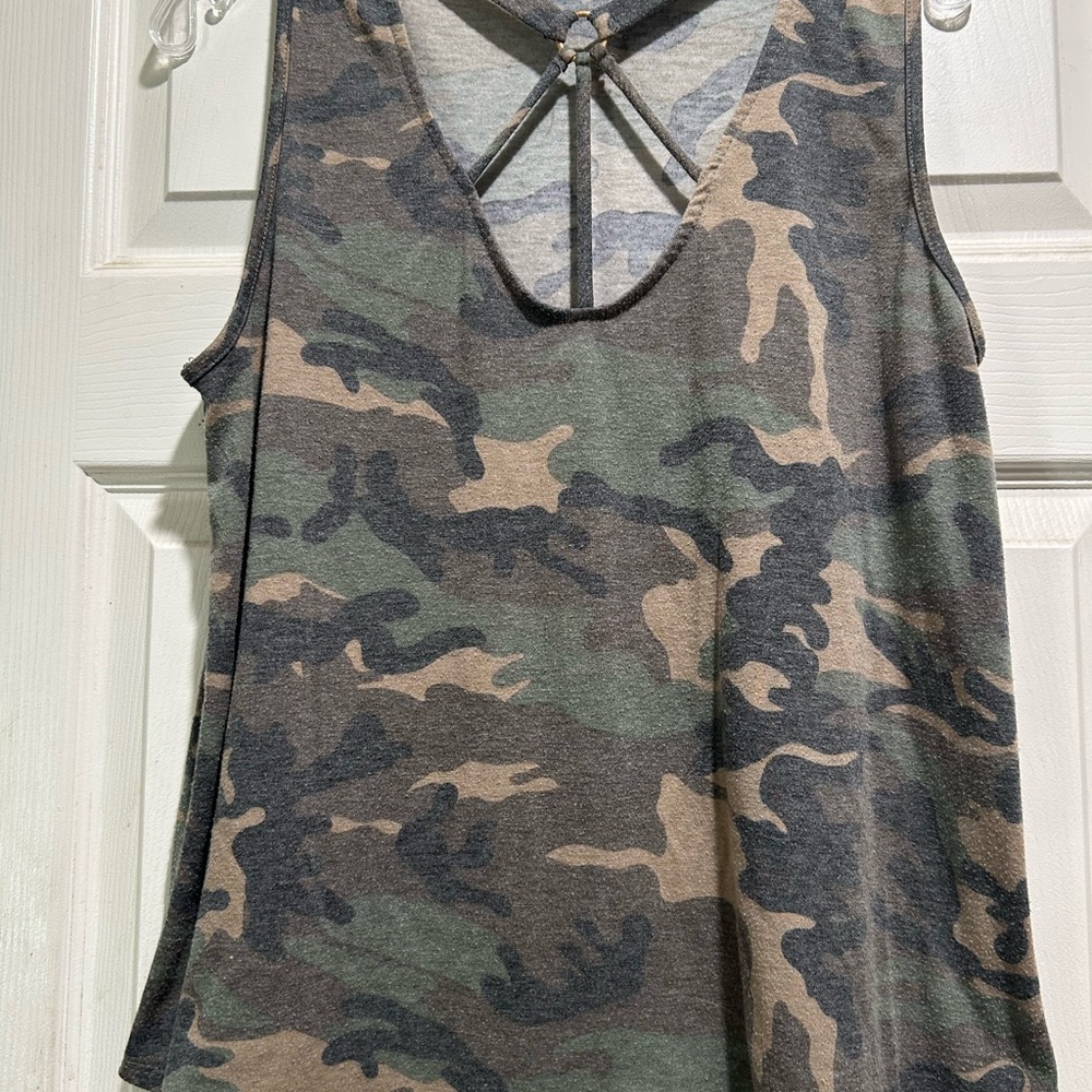 Camo Sleeveless Top